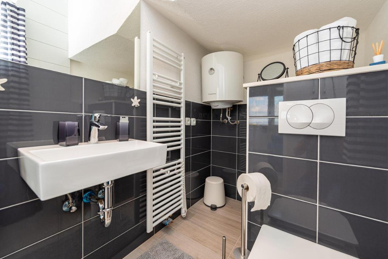 Vila Luna Apartments ザダル エクステリア 写真